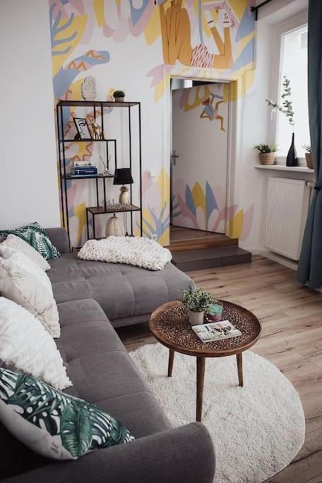 Cozy Dreams: Deluxe 2-Zimmer-Apartment -Kueche نورنبيرغ المظهر الخارجي الصورة